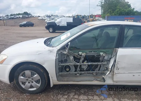 2002 Nissan Altima 2.5 S from USA, damaged, VIN 1N4AL11D92C190407